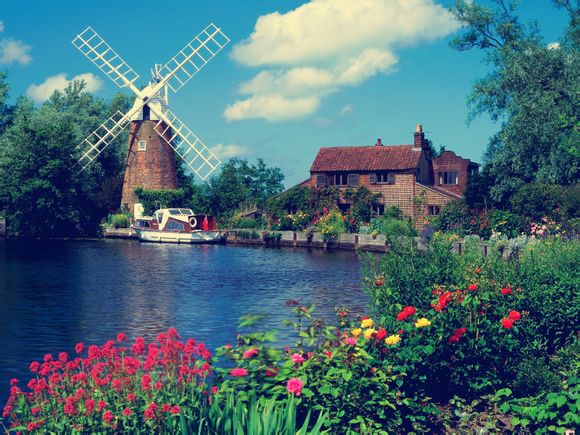 玛旁雍错湖是谁的妻子